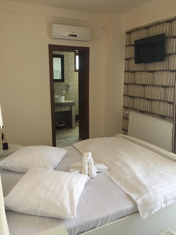 Pensiunea Casa Simoni Ploieşti Exterior foto