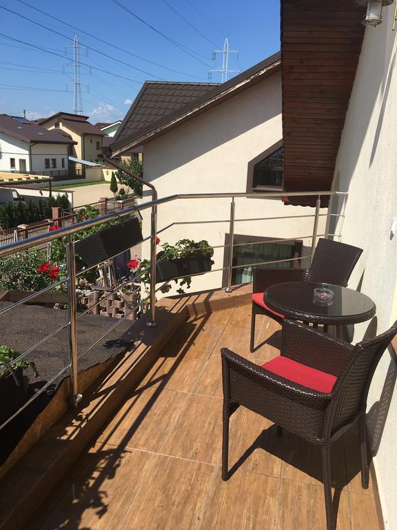 Pensiunea Casa Simoni Ploieşti Exterior foto